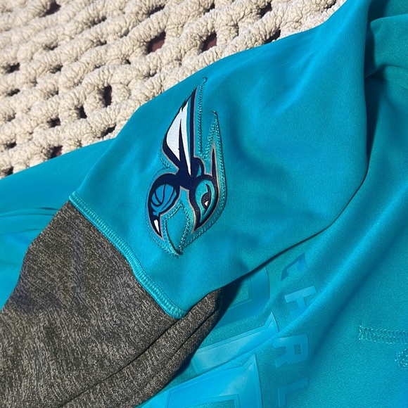 Adidas Hornets Long Sleeve - Picture 3 of 3